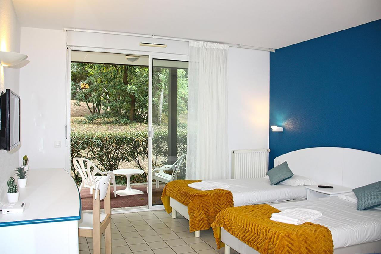 Azureva Ronce Les Bains Hotel Екстериор снимка