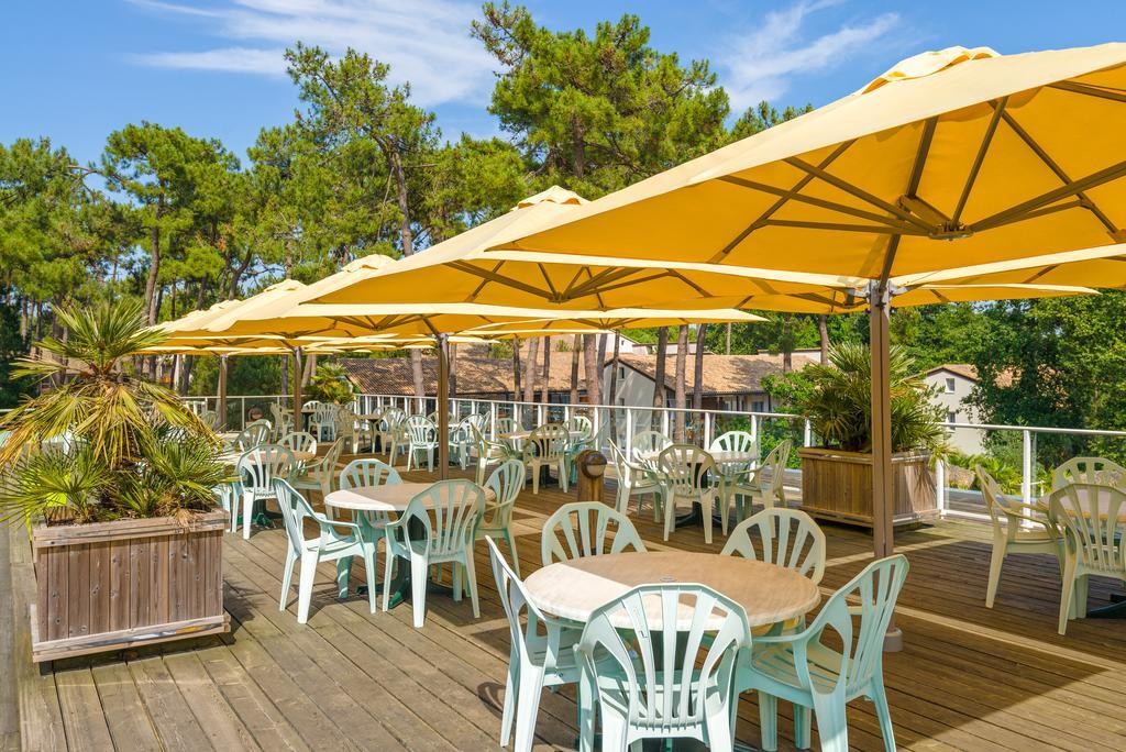 Azureva Ronce Les Bains Hotel Екстериор снимка